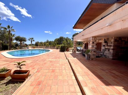Villa · Resale - La Nucía · Alicante · Spain