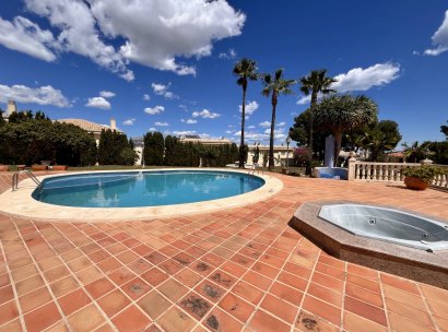 Villa · Resale - La Nucía · Alicante · Spain