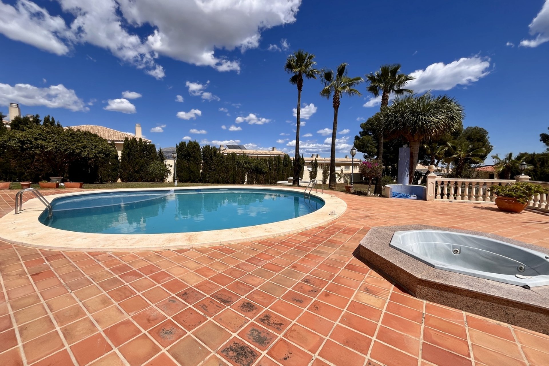 Resale - Villa - La Nucía - Costa Blanca North