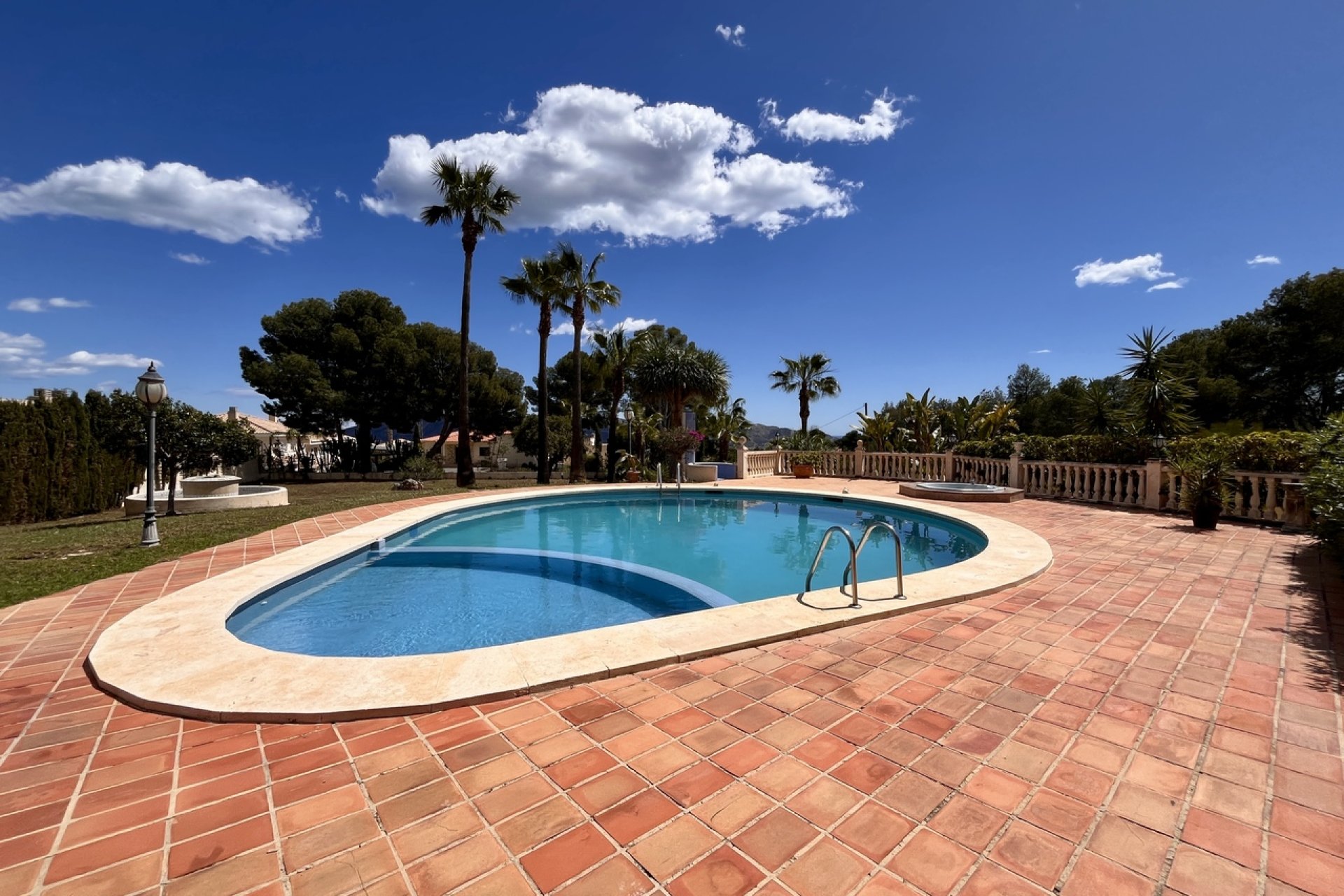 Resale - Villa - La Nucía - Costa Blanca North