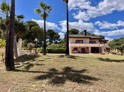 Villa · Resale - La Nucía · Alicante · Spain