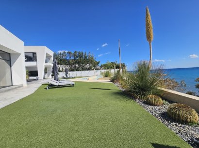 Villa · Resale - Cabo Roig · Alicante · Spain