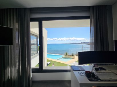 Villa · Resale - Cabo Roig · Alicante · Spain