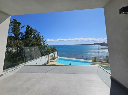 Villa · Resale - Cabo Roig · Alicante · Spain