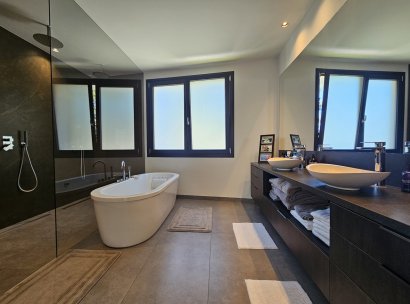Villa · Resale - Cabo Roig · Alicante · Spain