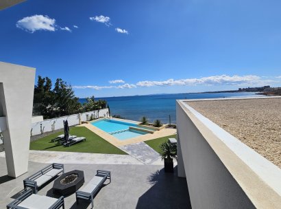 Villa · Resale - Cabo Roig · Alicante · Spain