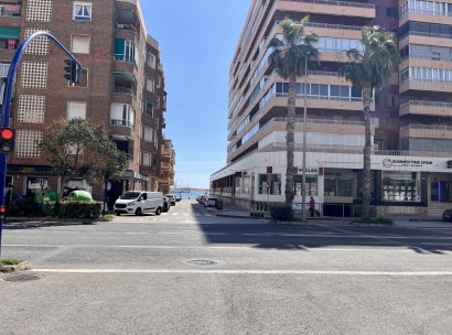 Apartamento · Reventa - Torrevieja · Alicante · España