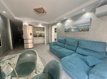 Apartamento · Reventa - Torrevieja · Alicante · España