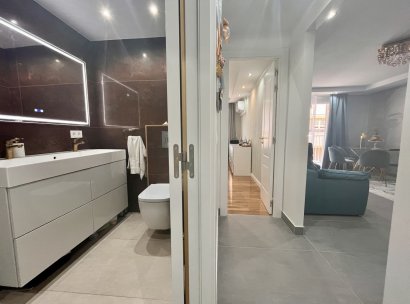 Apartamento · Reventa - Torrevieja · Alicante · España