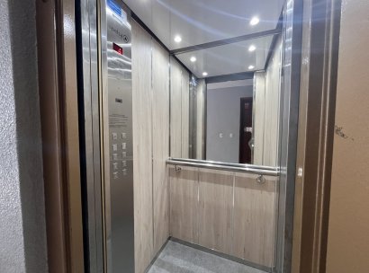 Apartamento · Reventa - Torrevieja · Alicante · España