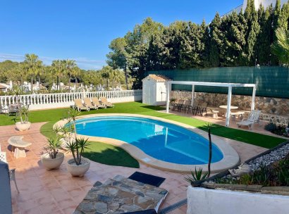 Villa · Herverkoop - Orihuela Costa · Villamartín · Alicante · Spanje