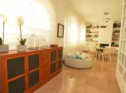 Villa · Resale - Torrevieja · Alicante · Spain