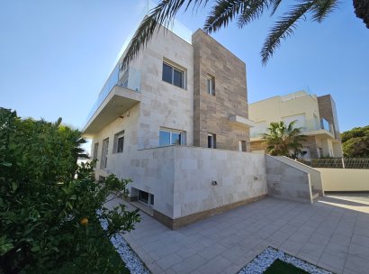 Villa · Herverkoop - Orihuela Costa · La Zenia · Alicante · Spanje
