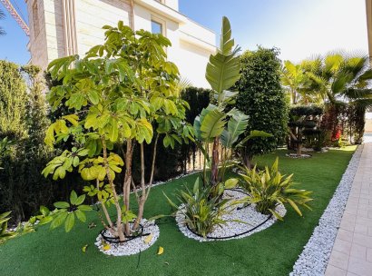 Villa · Herverkoop - Orihuela Costa · La Zenia · Alicante · Spanje