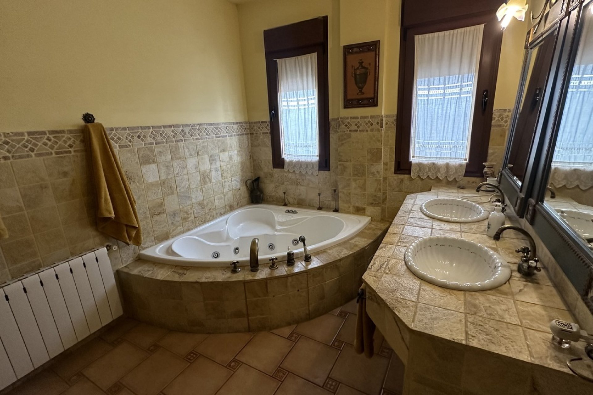 Resale - Townhouse - San Miguel de Salinas