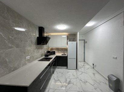 Appartement · Herverkoop - Torrevieja · Alicante · Spanje