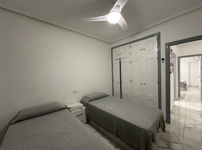 Appartement · Herverkoop - Torrevieja · Alicante · Spanje