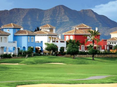 Villa · Herverkoop - Las Colinas Golf Resort · Alicante · Spanje