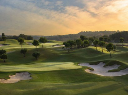 Villa · Herverkoop - Las Colinas Golf Resort · Alicante · Spanje
