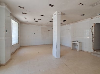 Commercial · Resale - Orihuela · Alicante · Spain