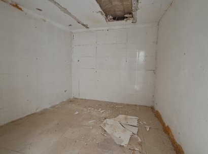 Commercial · Resale - Orihuela · Alicante · Spain