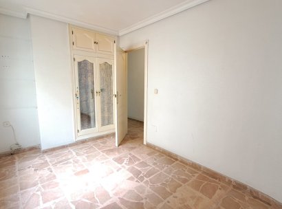Appartement · Herverkoop - Torrevieja · Alicante · Spanje