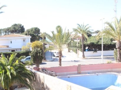 Villa · Reventa - Cabo Roig · Alicante · España