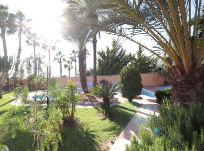 Villa · Herverkoop - Torrevieja · El chaparral · Alicante · Spanje