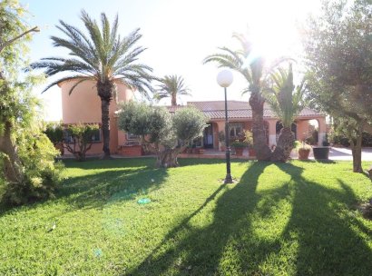 Villa · Herverkoop - Torrevieja · El chaparral · Alicante · Spanje