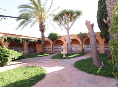 Villa · Herverkoop - Torrevieja · El chaparral · Alicante · Spanje