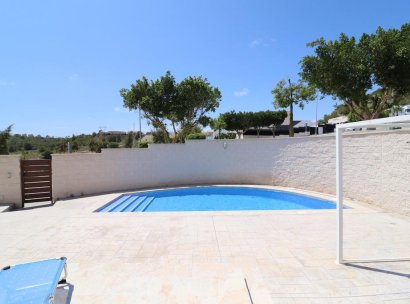 Villa · Herverkoop - Guardamar del Segura · Urbanizaciones · Alicante · Spanje