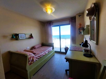 Appartement · Herverkoop - Torrevieja · Playa de los Locos · Alicante · Spanje