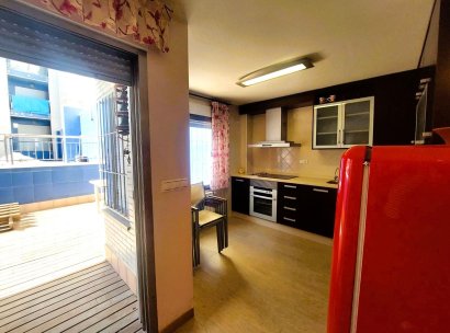 Appartement · Herverkoop - Torrevieja · Playa de los Locos · Alicante · Spanje