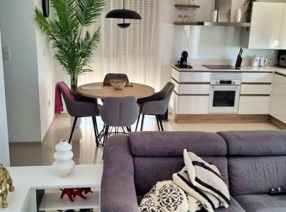 Bungalow bovenverdieping · Herverkoop - Rojales · Centro de la Ciudad Quesada · Alicante · Spanje