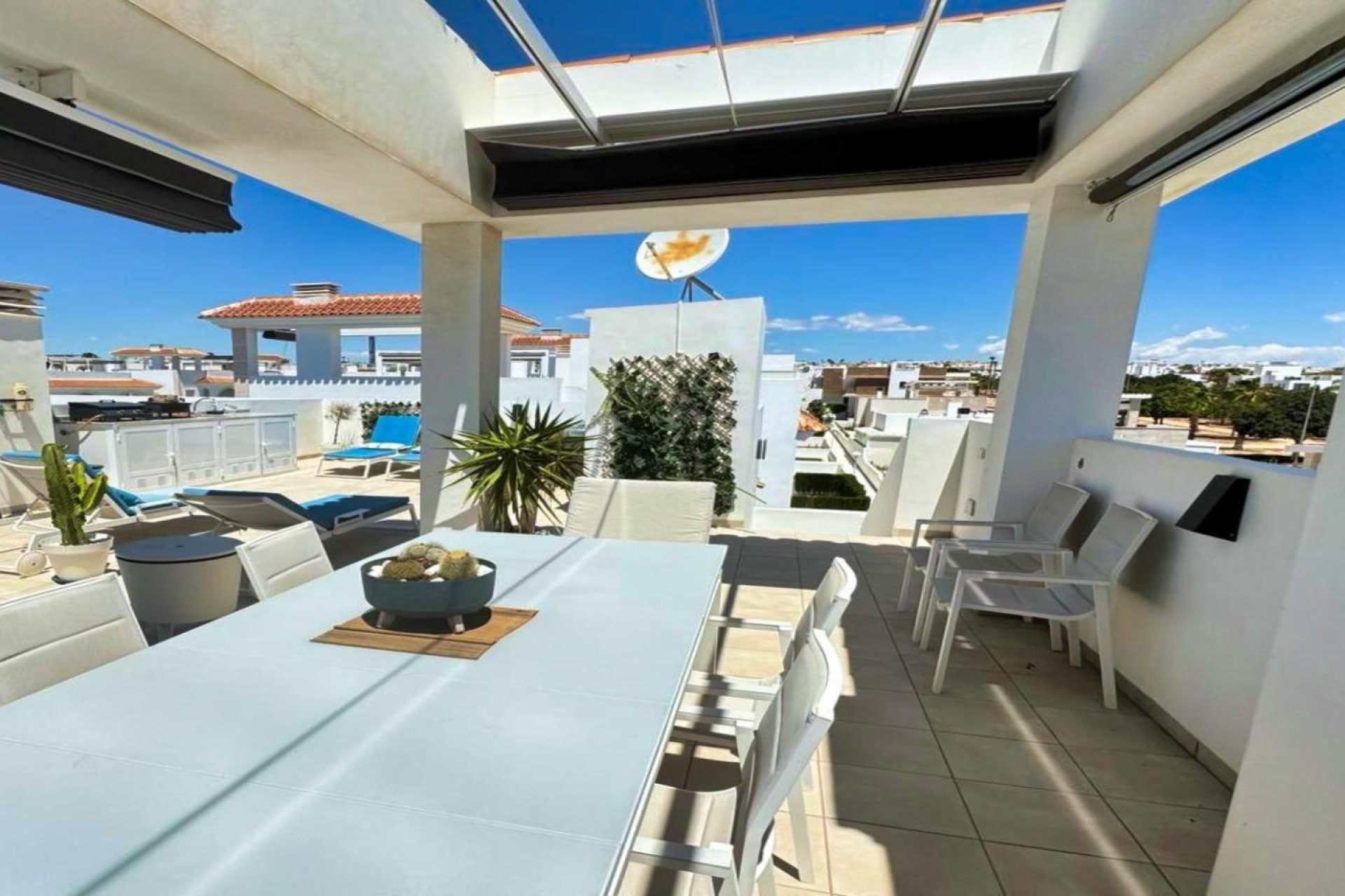 Resale - Upper-floor bungalow - Rojales - Costa Blanca South