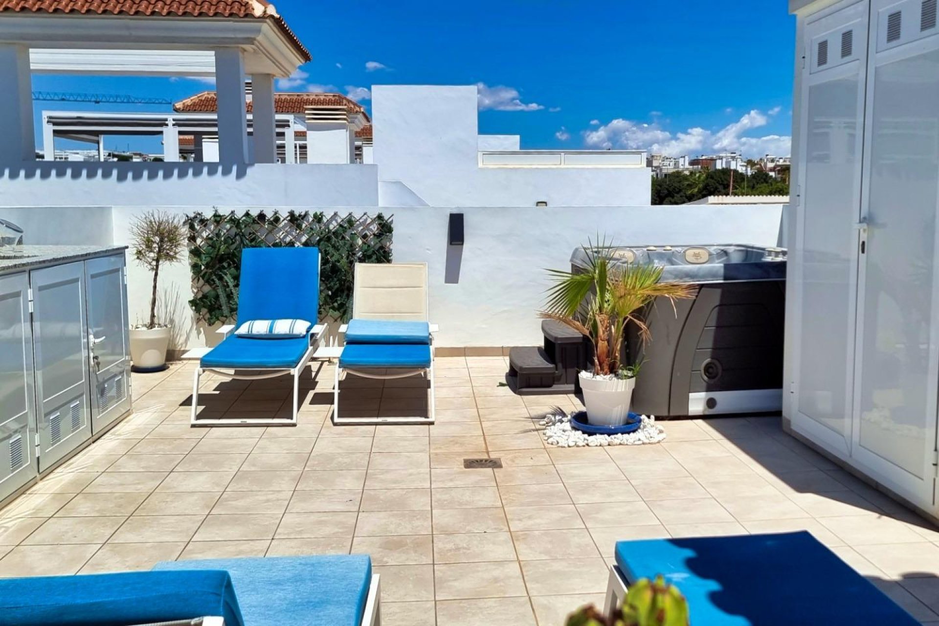 Resale - Upper-floor bungalow - Rojales - Costa Blanca South