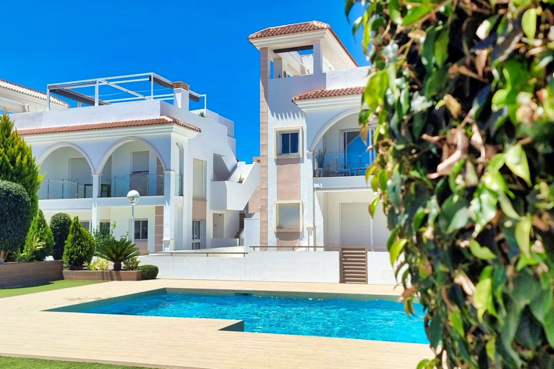 Resale - Upper-floor bungalow - Rojales - Costa Blanca South