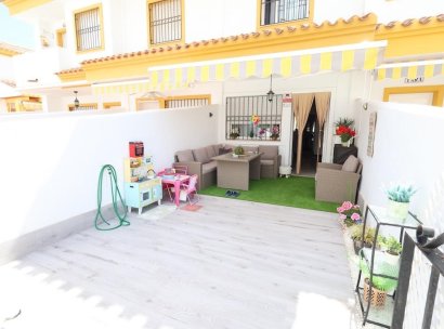 Twee-onder-een-kapwoning · Herverkoop - Torre de la Horadada · Alicante · Spanje