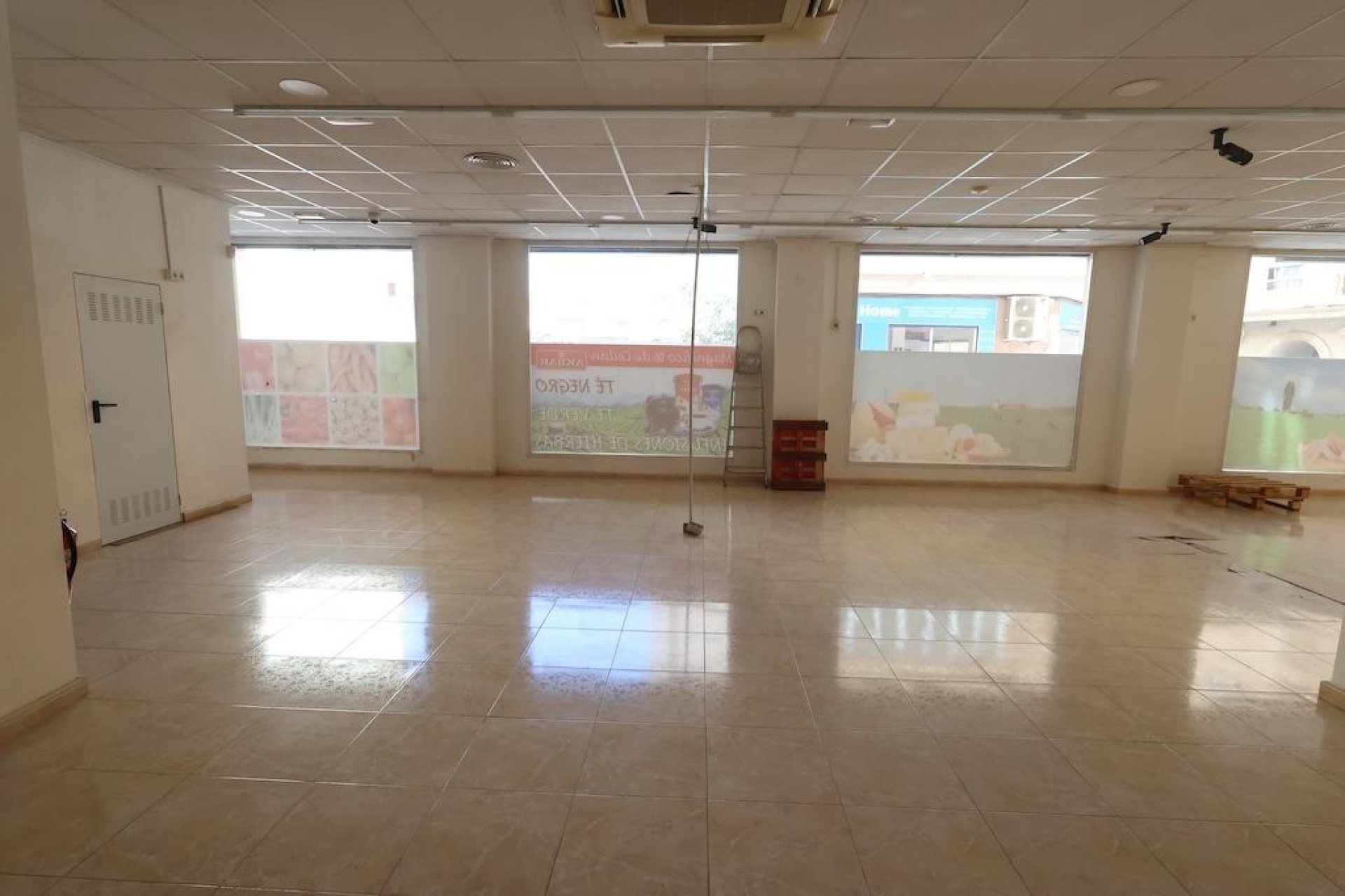 Herverkoop - Bedrijfsruimte - Torrevieja - Costa Blanca South