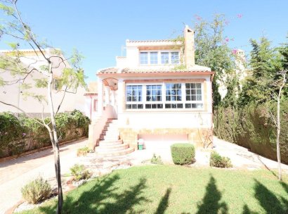 Villa · Herverkoop - Orihuela Costa · Villamartín · Alicante · Spanje
