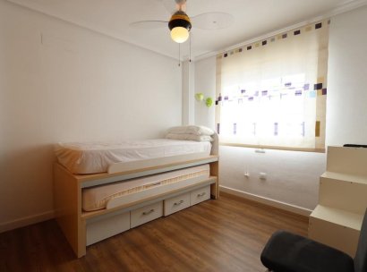 Penthouse · Resale - Mil Palmeras · Alicante · Spain