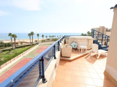 Duplex penthouse · Herverkoop - Mil Palmeras · Alicante · Spanje