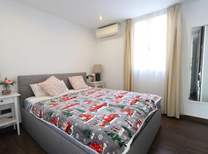 Villa · Herverkoop - Cabo Roig · Alicante · Spanje