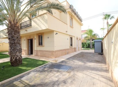 Villa · Herverkoop - Cabo Roig · Alicante · Spanje