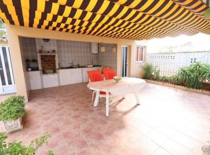 Villa · Herverkoop - Orihuela Costa · Villamartín - Las Filipinas · Alicante · Spanje