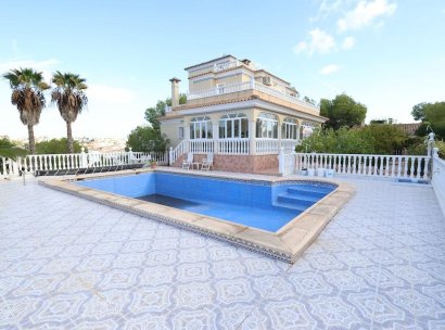 Villa · Herverkoop - Orihuela Costa · Villamartín - Las Filipinas · Alicante · Spanje