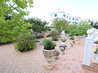 Villa · Herverkoop - Orihuela Costa · Villamartín - Las Filipinas · Alicante · Spanje