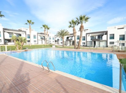Bungalow · Herverkoop - Orihuela Costa · La Zenia · Alicante · Spanje