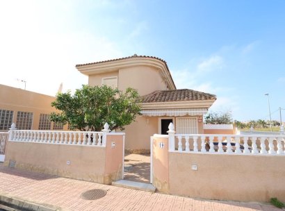 Fjällstuga · Återförsäljning - Torrevieja · Los Balcones - Los Altos del Edén · Alicante · Spanien