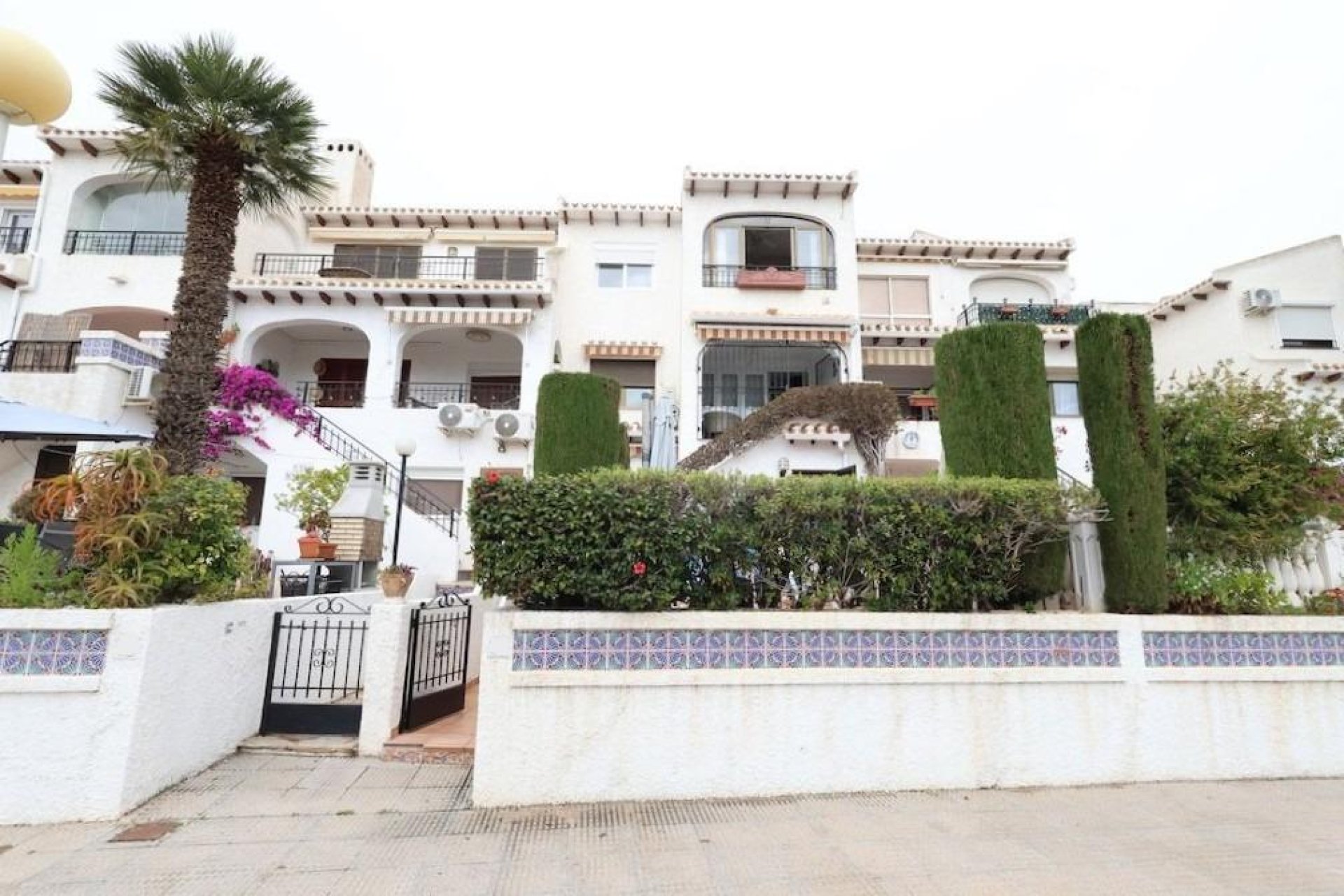 Resale - Semi-detached house - Cabo Roig - Costa Blanca South